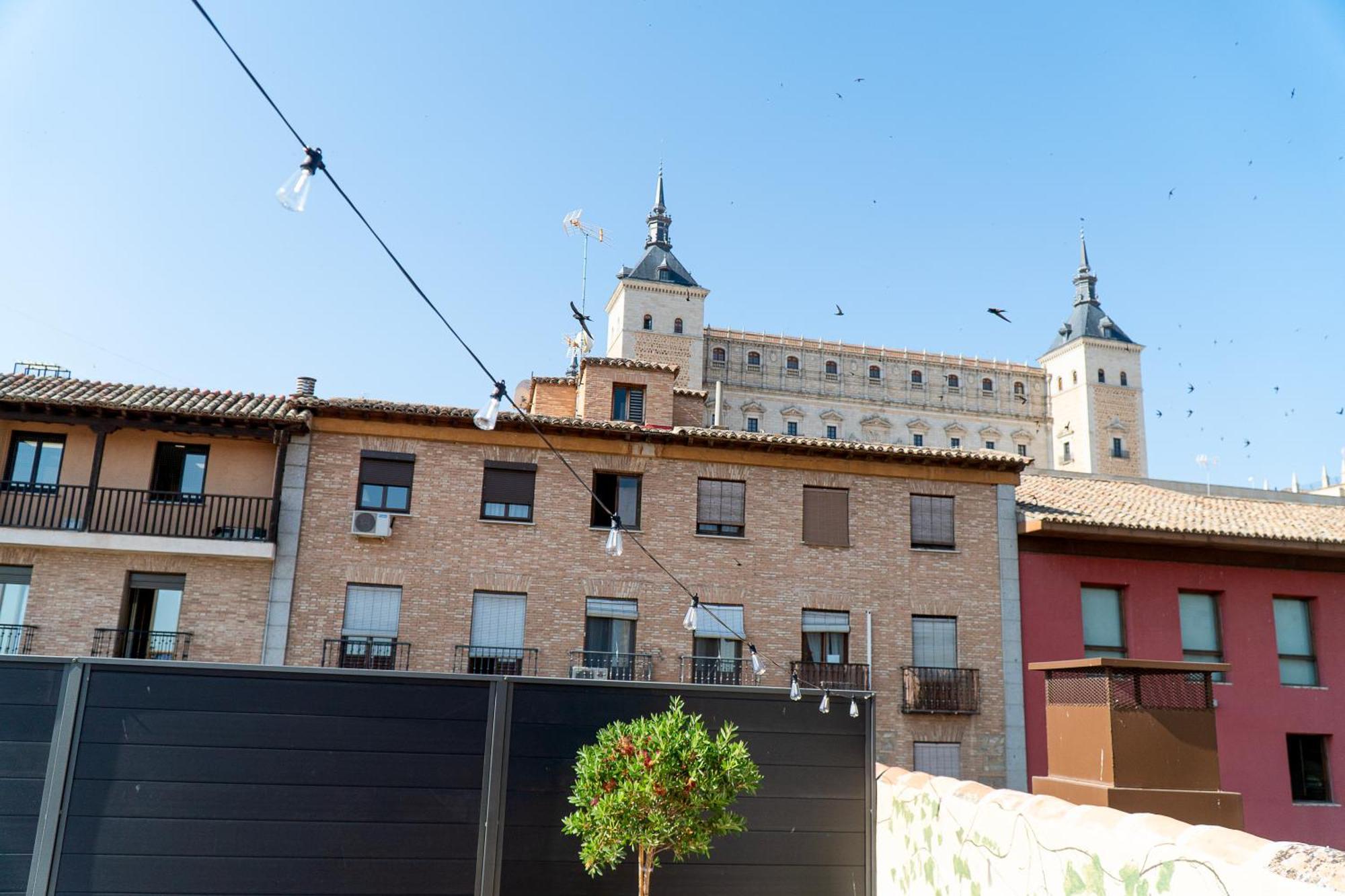 Cervantes 5 Collection - Greco Aparcamiento En El Edificio Toledo Exterior photo